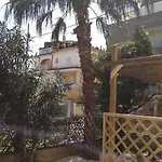 Corallo With Private Garden Ferienhaus Olbia