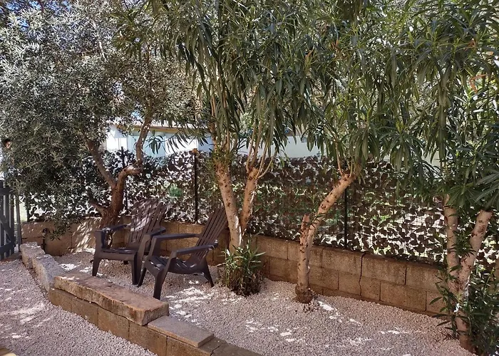 Corallo With Private Garden Hébergement de vacances *